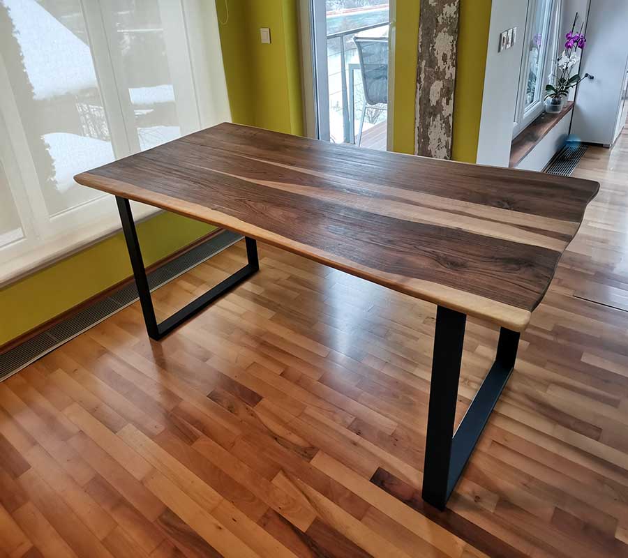 Jedilna miza - WALNUT